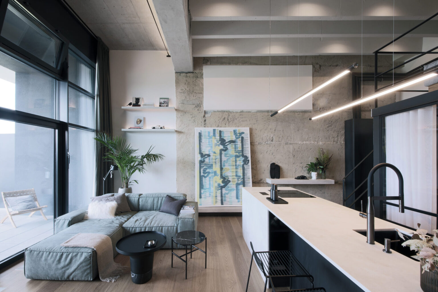 3 idee per convertire ex edifici industriali in spazi aperti e luminosi